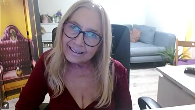 sofia xkiss online show from January 5, 2026, 6:00 pm