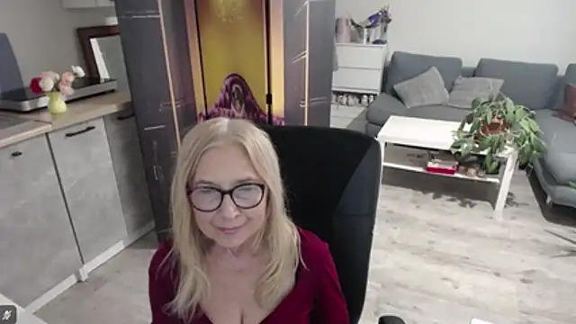 Snapshot of sofia_xkiss chatting on February 10, 2026, 2:49 pm sofia xkiss online show from February 10, 2026, 2:49 pm