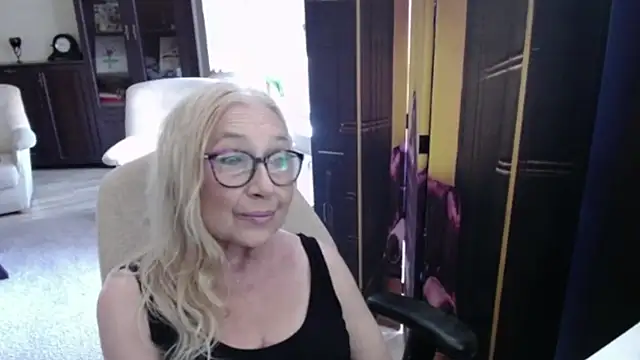 Snapshot of sofia_xkiss chatting on June 26, 2026, 6:52 am sofia xkiss online show from June 26, 2026, 6:52 am