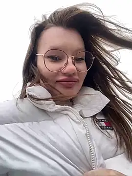 justmila online show from March 17, 2025, 2:34 pm