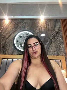 BellaPeers  online show from March 2, 2026, 11:50 am