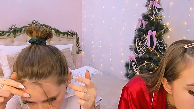 queenofjoyy online show from December 6, 2024, 4:33 pm