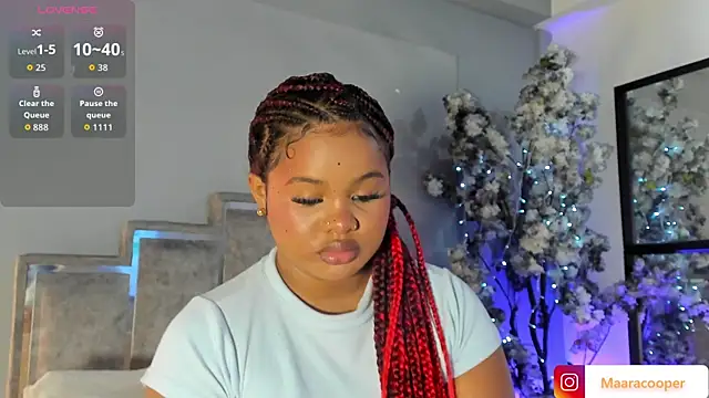 Snapshot of Maaracooper chatting on September 30, 2025, 8:15 pm Maaracooper online show from September 30, 2025, 8:15 pm