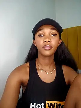 Shria107 online show from September 21, 2025, 8:36 pm