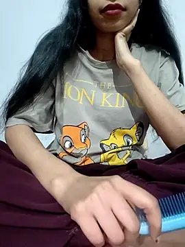 Snapshot of catreena chatting on November 9, 2025, 7:18 pm catreena online show from November 9, 2025, 7:18 pm