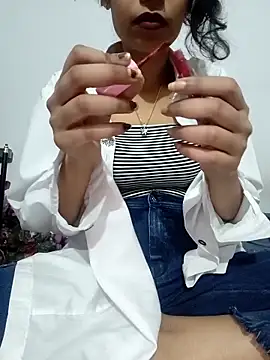 Snapshot of catreena chatting on October 10, 2025, 7:25 pm catreena online show from October 10, 2025, 7:25 pm