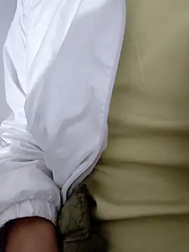 Snapshot of catreena chatting on November 29, 2025, 7:03 pm catreena online show from November 29, 2025, 7:03 pm