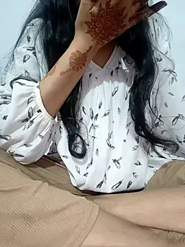 Snapshot of catreena chatting on October 21, 2025, 8:41 pm catreena online show from October 21, 2025, 8:41 pm