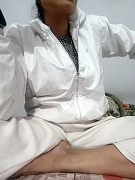 Snapshot of catreena chatting on November 15, 2025, 6:45 pm catreena online show from November 15, 2025, 6:45 pm