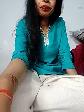 Snapshot of catreena chatting on March 6, 2025, 6:37 pm catreena online show from March 6, 2025, 6:37 pm