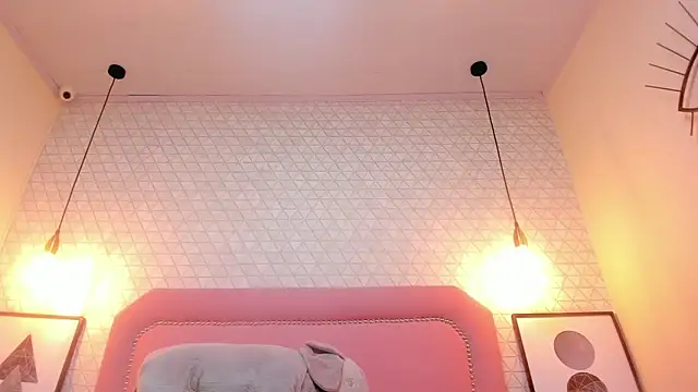 MAILYLOVE1 online show from December 30, 2024, 3:34 pm