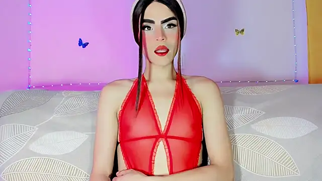 Snapshot of TatiGil chatting on May 14, 2026, 7:44 pm TatiGil online show from May 14, 2026, 7:44 pm