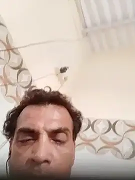 Hemant807 online show from December 4, 2024, 3:09 am