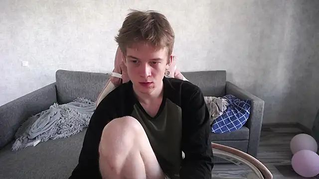 sweetserenity5 online show from April 14, 2026, 4:39 am