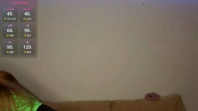 Candy Lynni online show from December 13, 2024, 5:32 pm