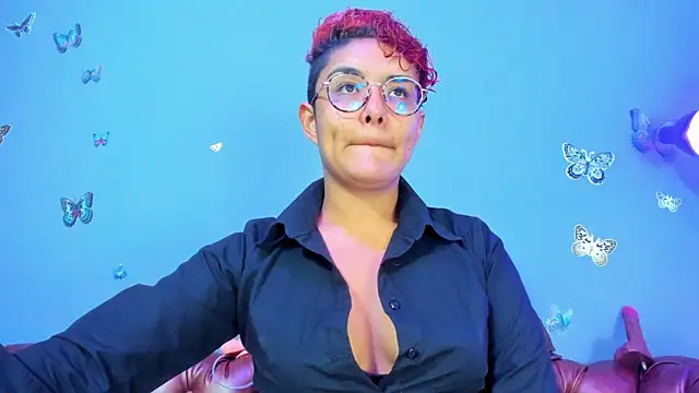 Kaira mosse online show from March 26, 2026, 12:03 pm