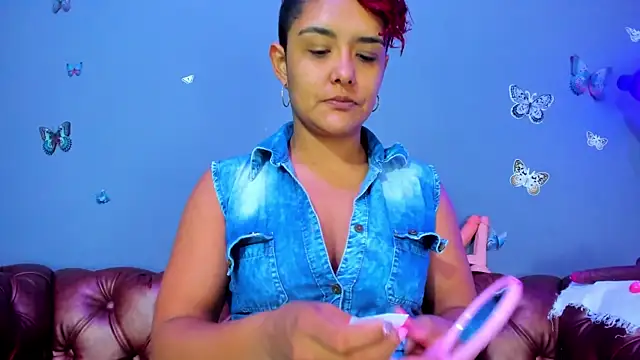 Snapshot of Kaira_mosse chatting on June 3, 2026, 11:44 am Kaira mosse online show from June 3, 2026, 11:44 am