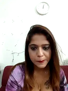 Somee77 online show from December 1, 2024, 6:35 pm