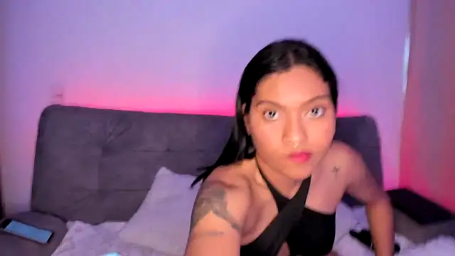 AnneteLynch online show from January 18, 2026, 10:35 pm