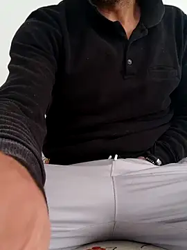 Rdm b online show from November 22, 2025, 9:41 am