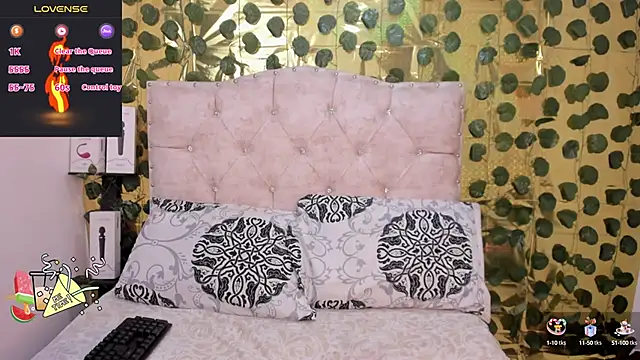 cristalconnorr online show from January 23, 2025, 3:11 pm