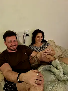 CoelhinhaGostosa online show from April 5, 2026, 7:48 am