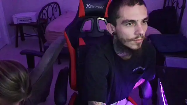 XMeF10 online show from February 16, 2025, 12:30 am