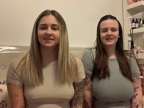 Sexyyduoxx online show from February 8, 2025, 11:12 am