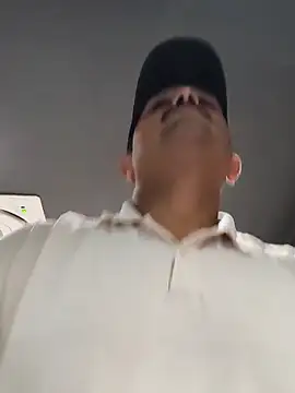 Akhil3290 online show from March 11, 2025, 4:18 pm