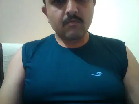 Akhil3290 online show from April 8, 2026, 3:02 pm