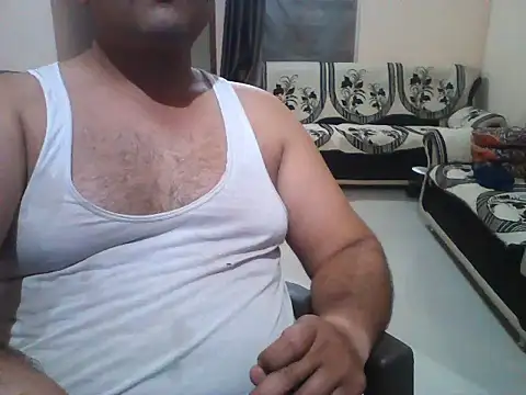 Akhil3290 online show from July 8, 2026, 2:40 pm