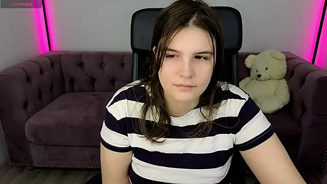 Ruyjin Choi online show from January 6, 2026, 10:52 am