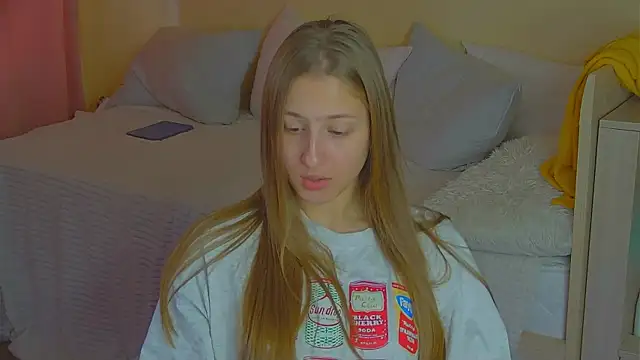 BritneyCruze online show from October 10, 2025, 12:39 pm