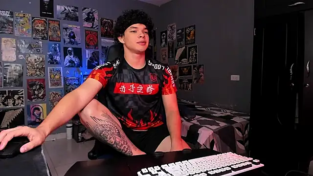 Snapshot of soy_ian_ chatting on February 2, 2025, 9:45 pm soy ian online show from February 2, 2025, 9:45 pm