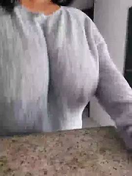 Snapshot of sexy_hot_carol chatting on January 3, 2025, 8:43 pm sexy hot carol online show from January 3, 2025, 8:43 pm