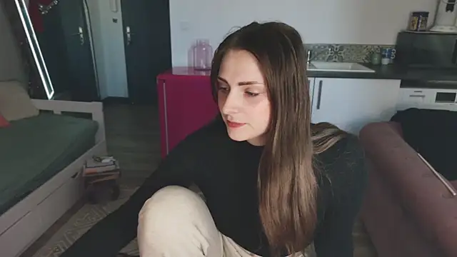 ce leste   online show from October 2, 2025, 3:15 pm