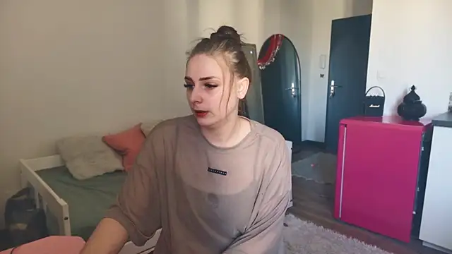 ce leste   online show from February 7, 2026, 11:51 am