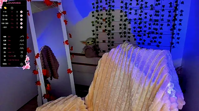 Bella XO online show from October 10, 2025, 7:20 am