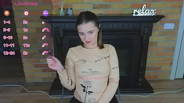 Ellie Sunset online show from February 11, 2026, 3:23 pm