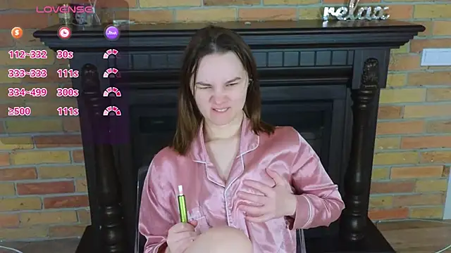 Snapshot of Ellie_Sunset chatting on April 28, 2026, 8:30 am Ellie Sunset online show from April 28, 2026, 8:30 am