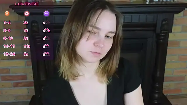 Snapshot of Ellie_Sunset chatting on May 14, 2026, 8:00 am Ellie Sunset online show from May 14, 2026, 8:00 am