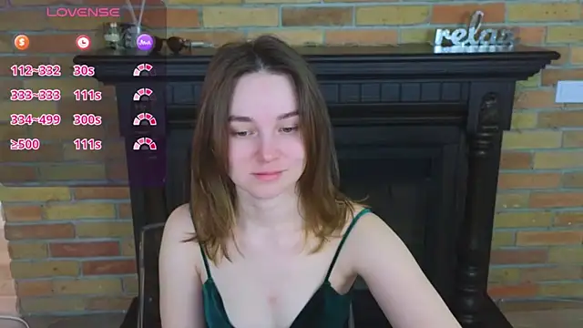 Ellie Sunset online show from April 20, 2026, 7:11 am