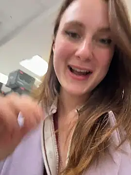 Dina Tease online show from October 19, 2025, 12:41 pm