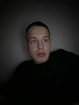 pretty roman online show from April 21, 2026, 7:53 pm