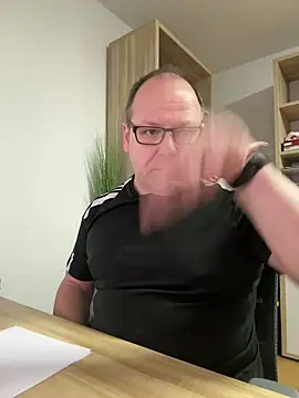 coupleLatinaLovers online show from January 24, 2025, 5:42 am