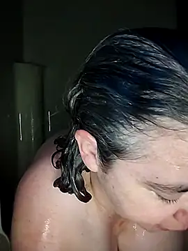 GraceHenderson online show from October 18, 2025, 4:53 pm