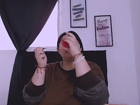  69HONRY online show from September 29, 2025, 1:06 pm