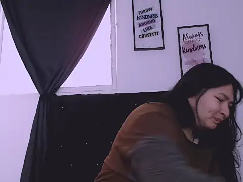  69HONRY online show from October 5, 2025, 2:08 pm