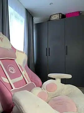 your girl next door online show from January 7, 2025, 11:37 am