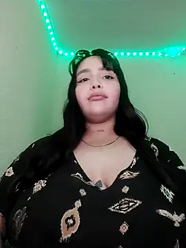 jacksyangeel2 online show from April 18, 2026, 10:17 am